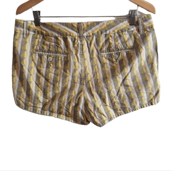 Gap Hadley Striped Shorts - Picture 2 of 7